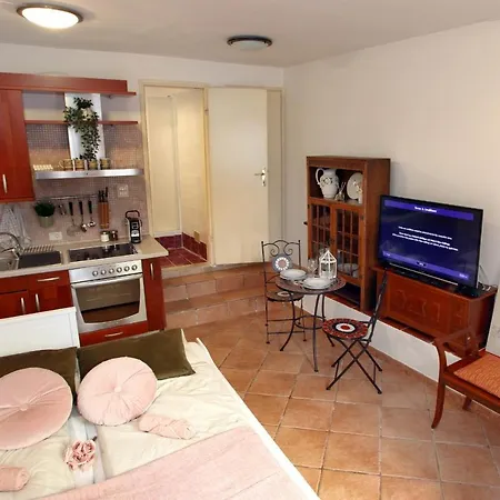 Charming Studio Dasa * بيران